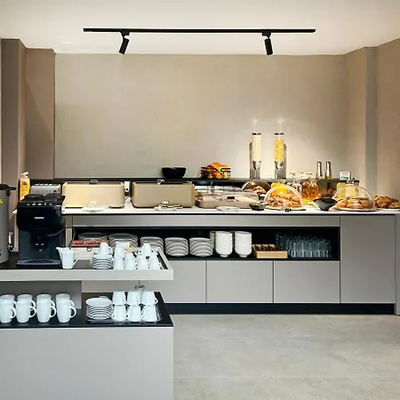 Nova Aparthotel 4*