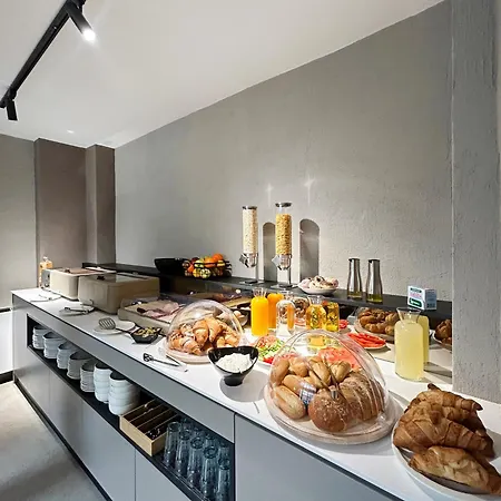 Nova Aparthotel 4*